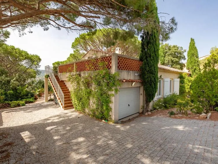 Riviera Villa Sainte-Maxime 0*,  France